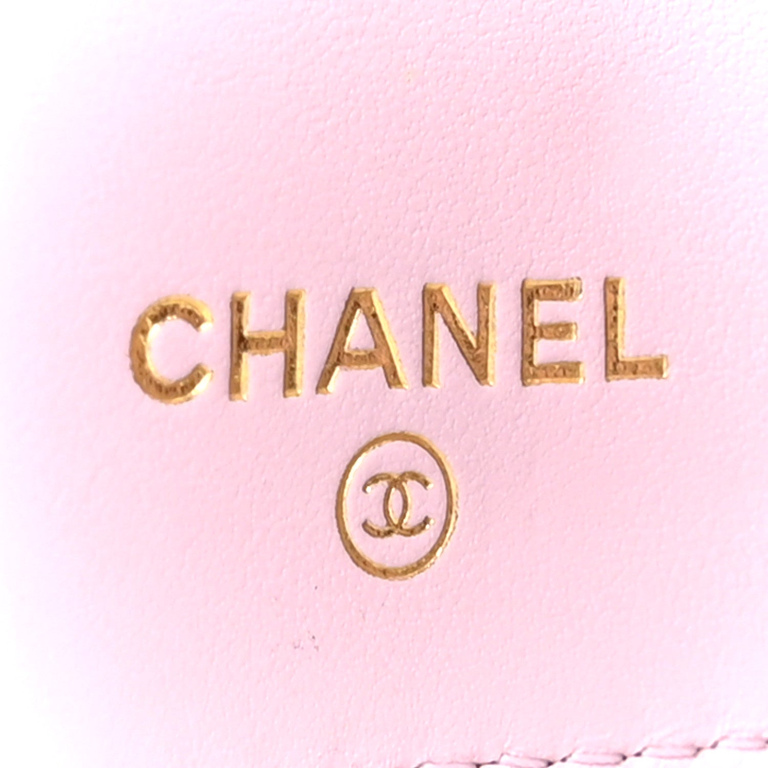 ラスト❣️CHANELゴールドロゴ ピンクキルティングケース ノベルティ CHANEL ピンク コインケース ノベルティ品 - メルカリ