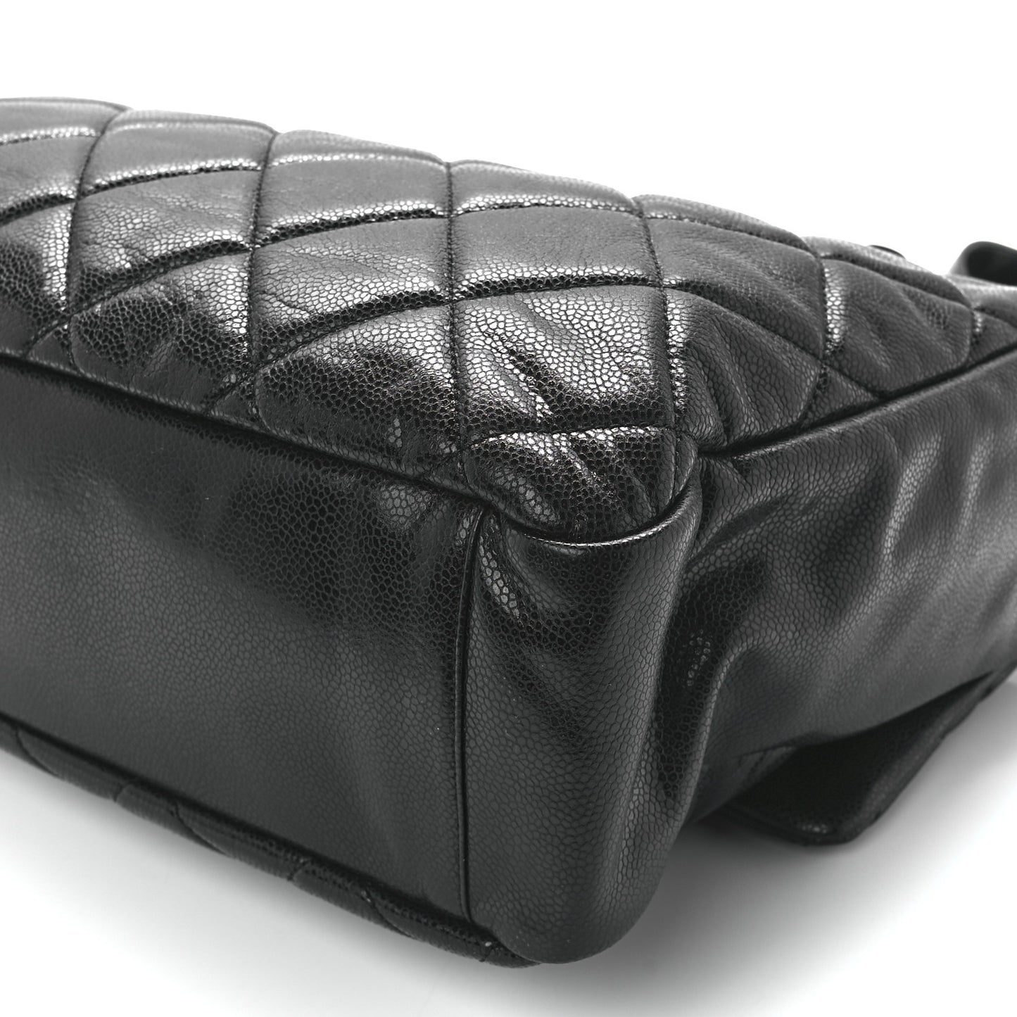 Glazed Caviar Quilted Stretch Spirit Messenger Bag Black