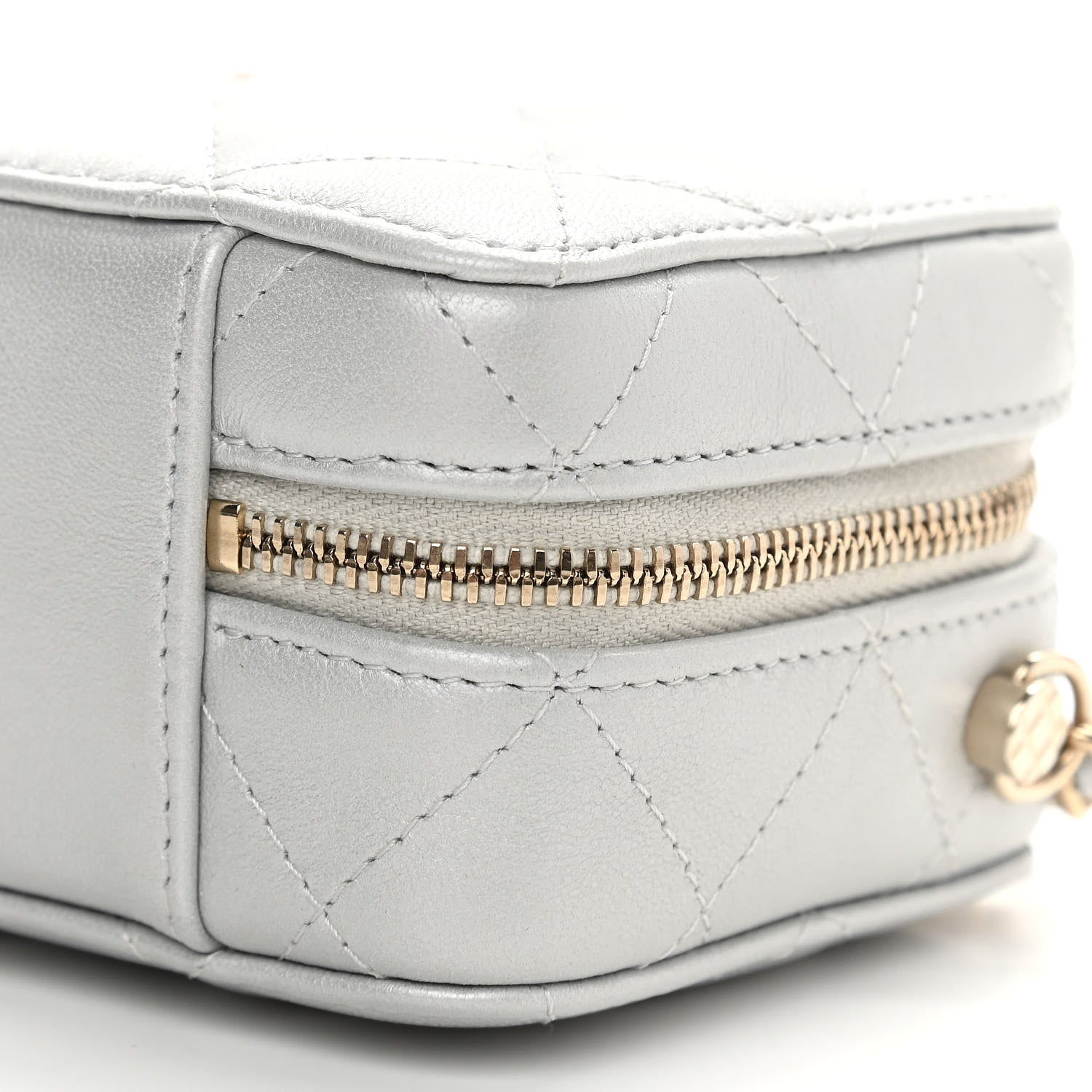 Chanel Metallic Lambskin Quilted Top Handle Vanity Case Silver 9 of 10