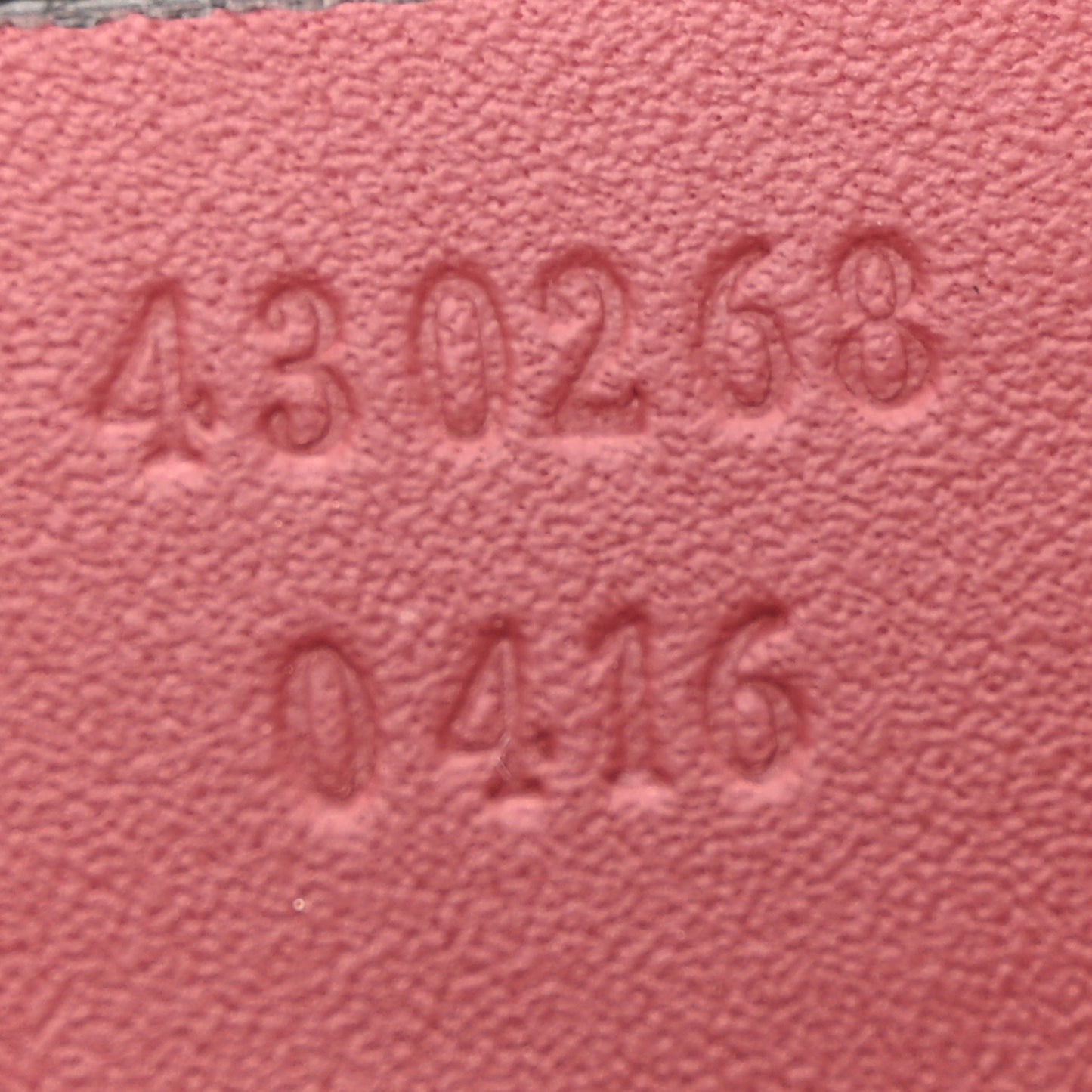 GG Supreme Monogram Blooms Large Cosmetic Case Beige Multicolor Dry Rose