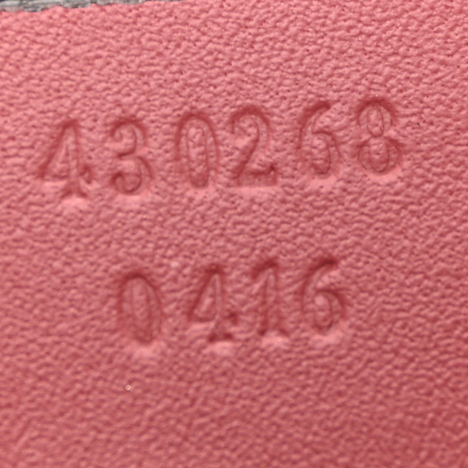 Gucci GG Supreme Monogram Blooms Large Cosmetic Case Beige Multicolor Dry Rose 7 of 7