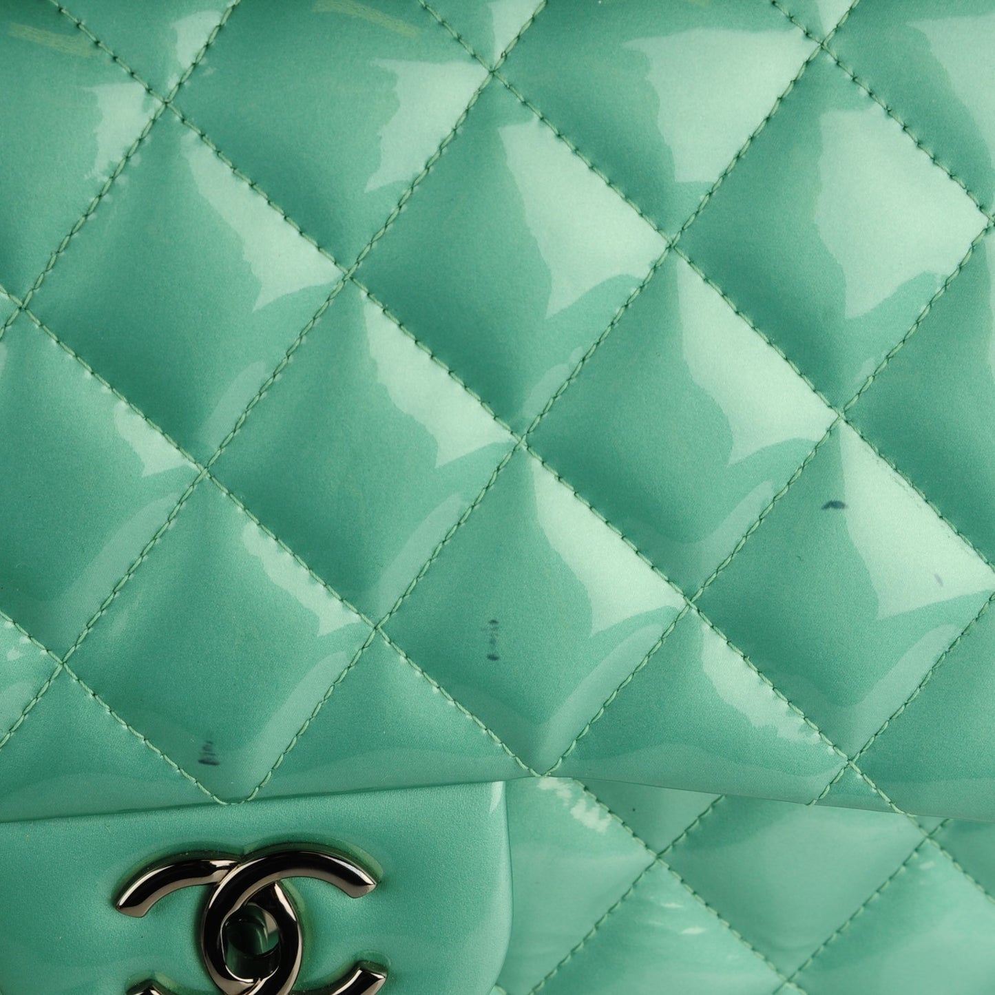 Patent Quilted Jumbo Double Flap Green