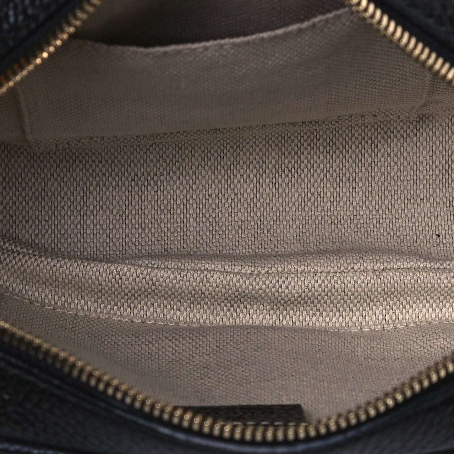Pebbled Calfskin Small Soho Disco Bag Black