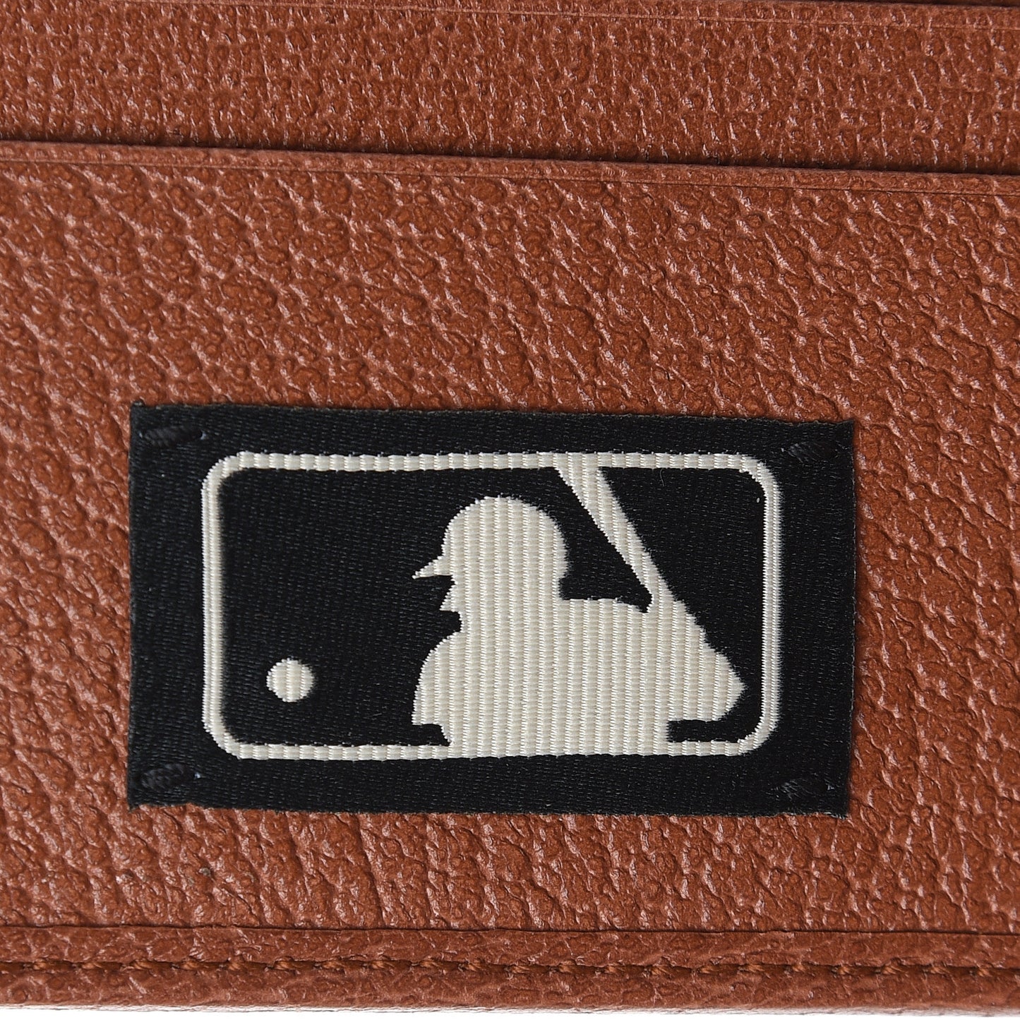 X MLB Monogram NY Yankees Bi-Fold Wallet Beige Ruggine Ivory