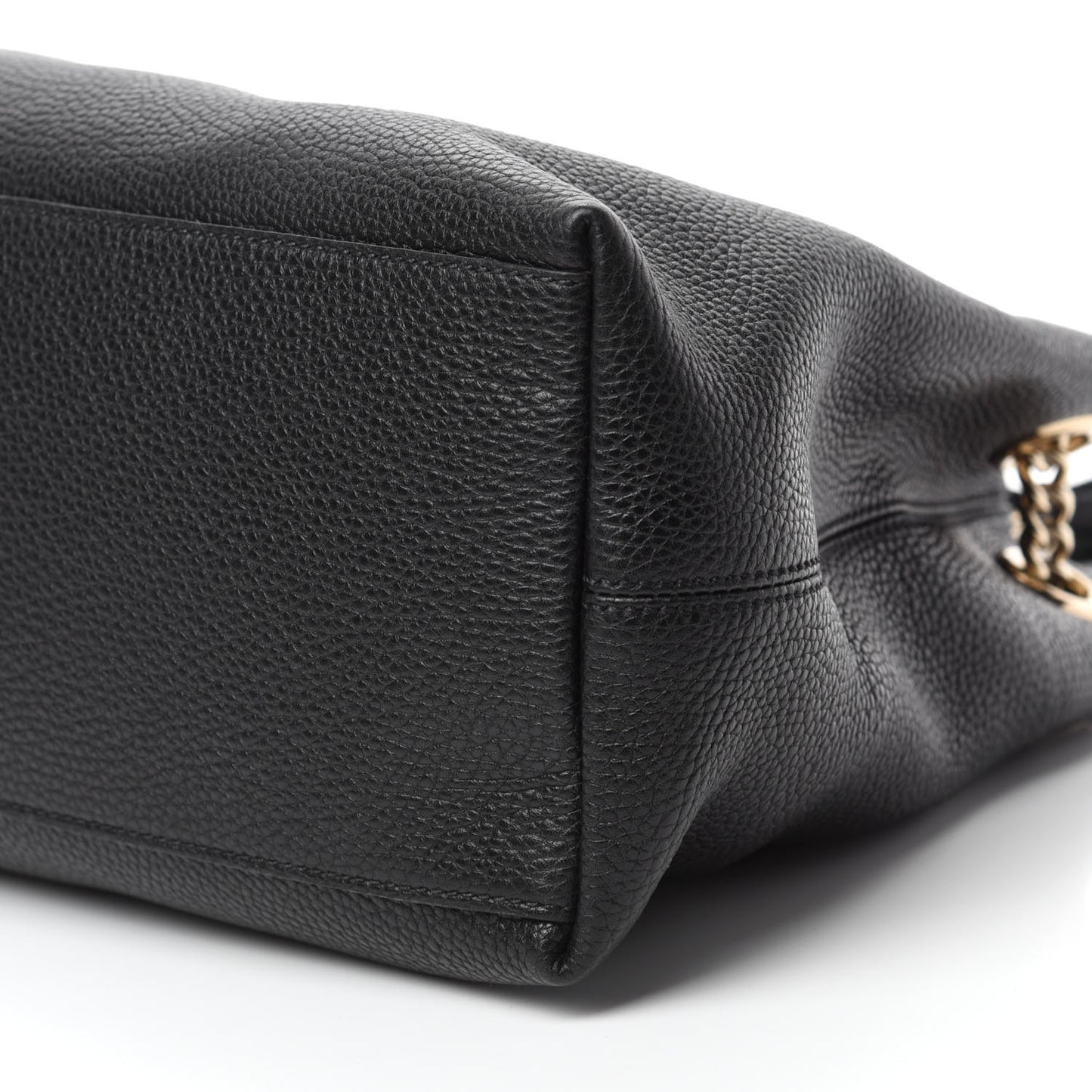 Pebbled Calfskin Medium Soho Chain Shoulder Bag Black