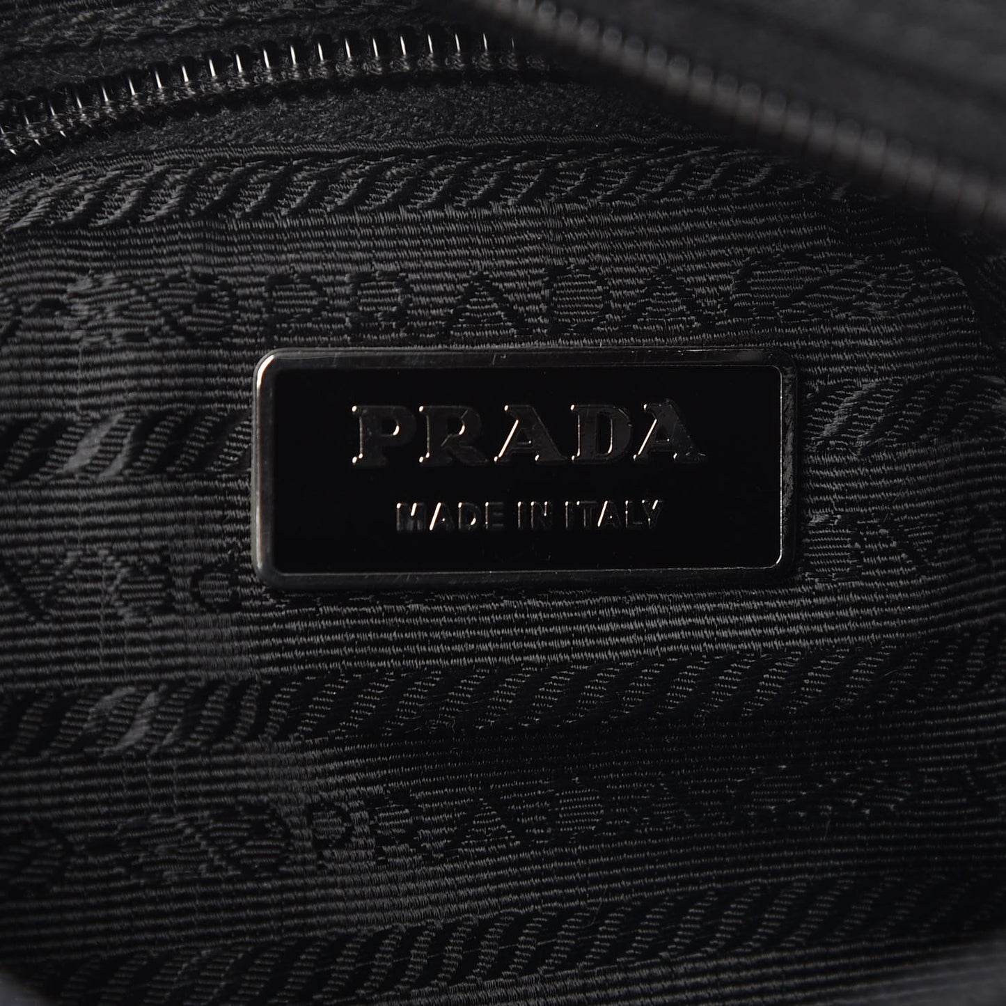 Nylon Vela Messenger Bag Black
