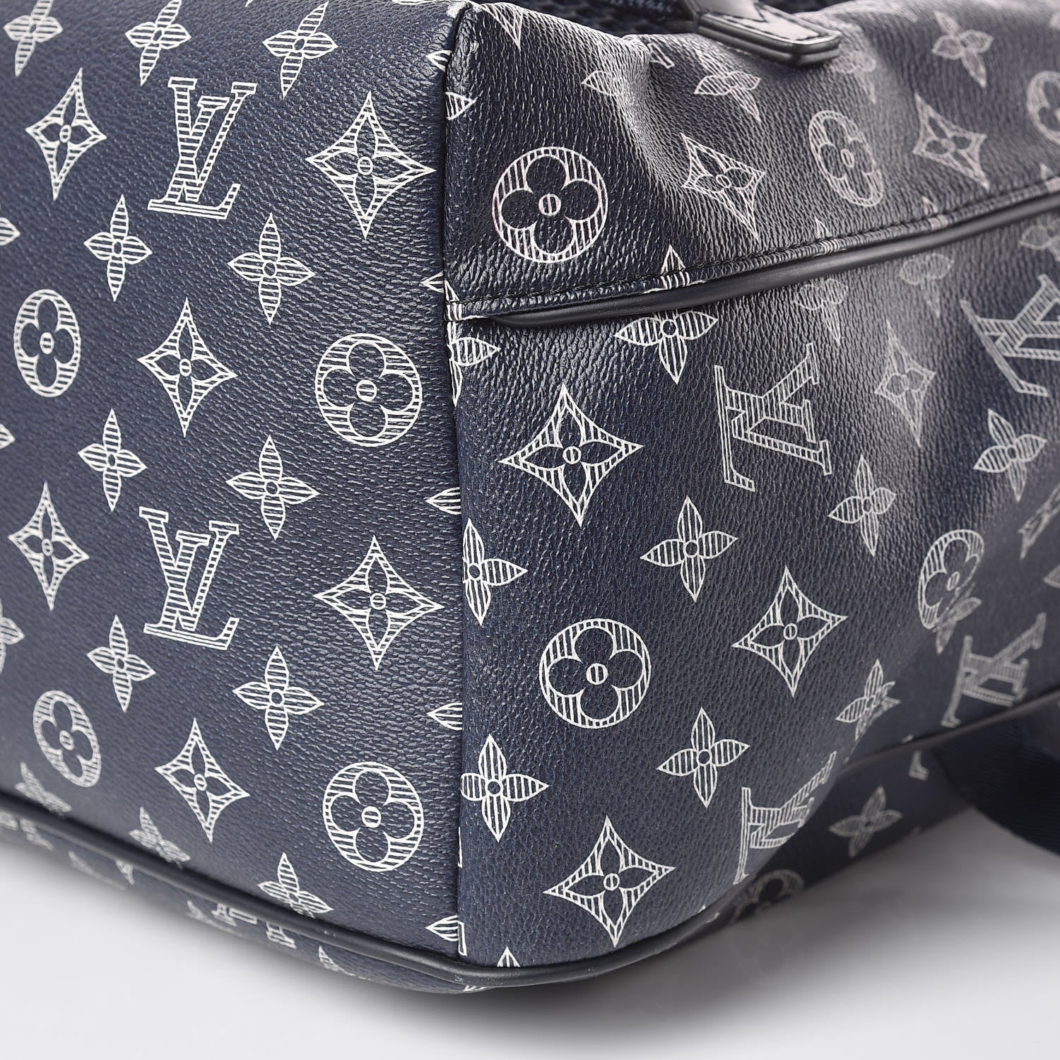 Louis Vuitton Savane Monogram Chapman Hiking Backpack Encre 13 of 13