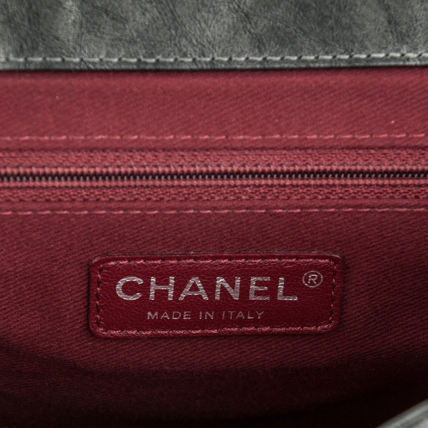 Metallic Aged Calfskin Quilted Medium Pondichery Flap Black