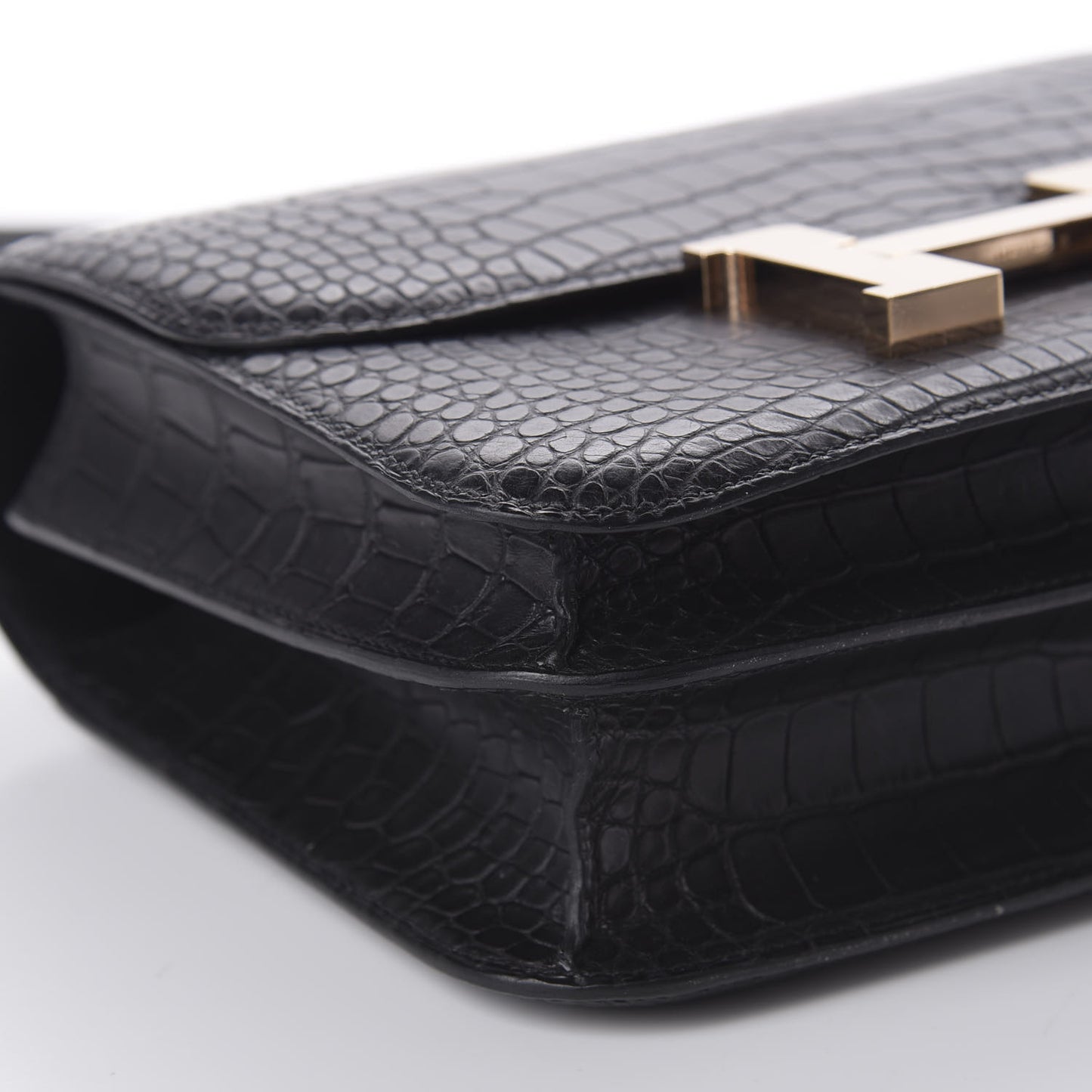 Matte Alligator Constance 24 Black