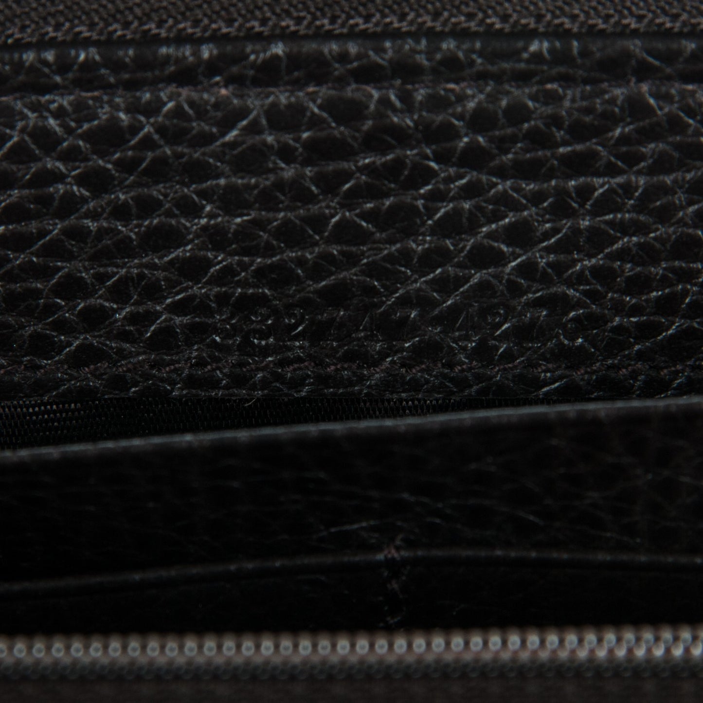 Guccissima Vitello Tender Donna Long Wallet Testa di Moro