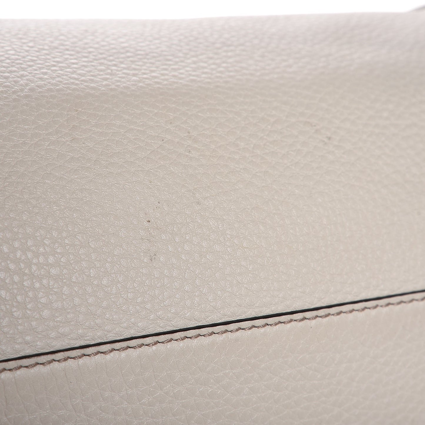 Pebbled Calfskin Medium Soho Boston Off White