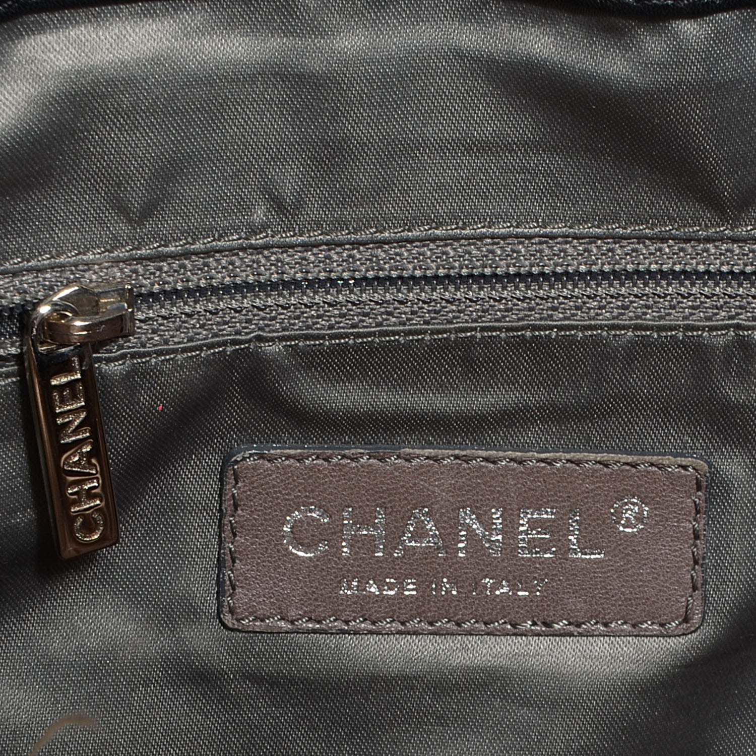 Chanel Calfskin Modern Chain Rhodoid Hobo Black 5 of 7