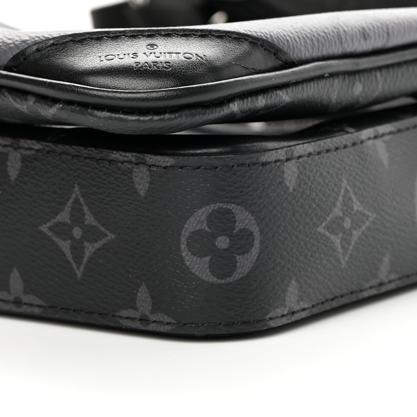Reverse Monogram Eclipse Trio Messenger