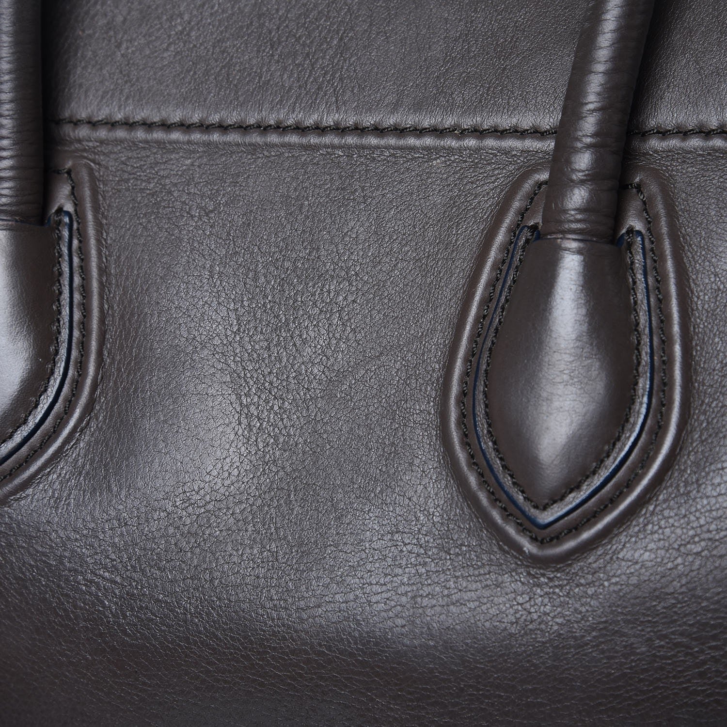 Celine Supple Calfskin Medium Phantom Luggage Anthracite 17 of 18