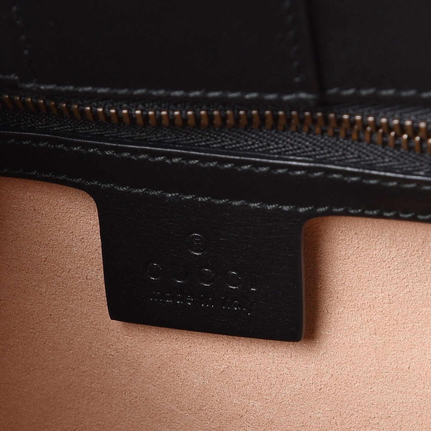 Calfskin Matelasse Small GG Marmont Tote Black
