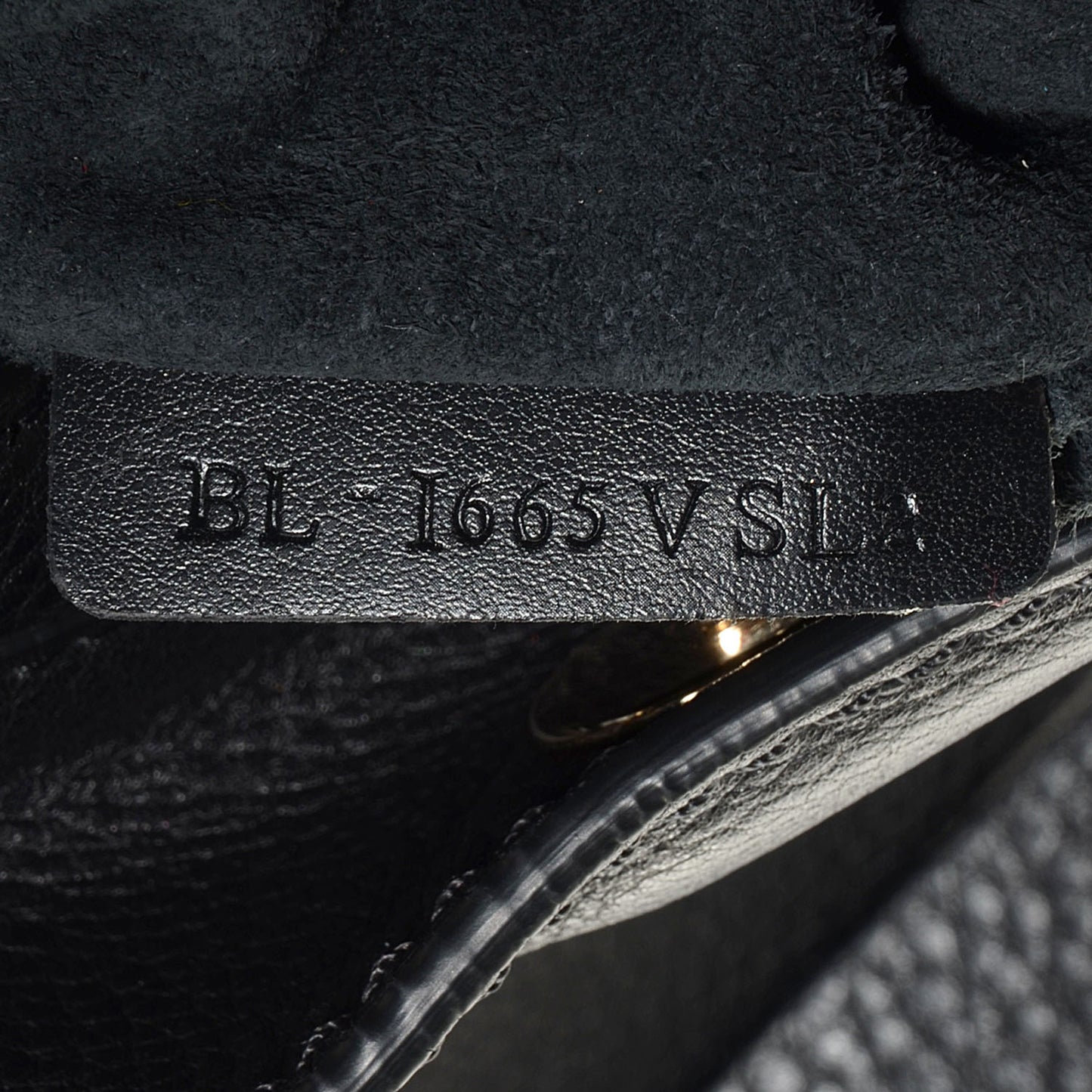 Pebbled Calfskin Large Rockstud Flip-Lock Messenger Bag Black