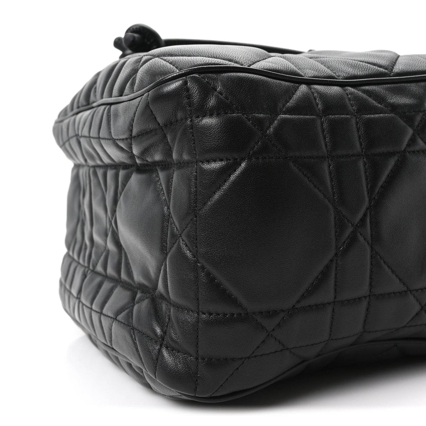 Calfskin Macrocannage Medium D-Motion Bag Black