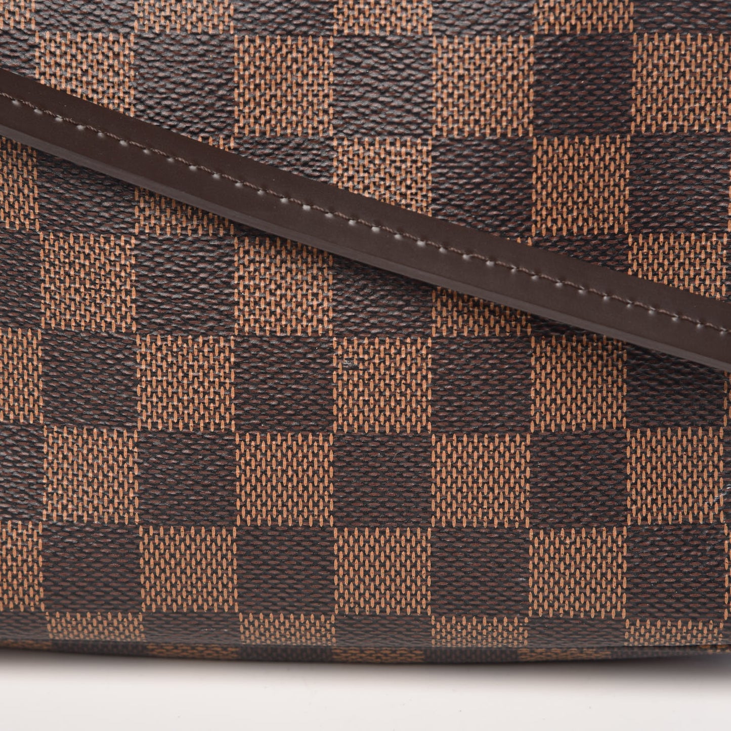 Damier Ebene Pochette Accessories NM