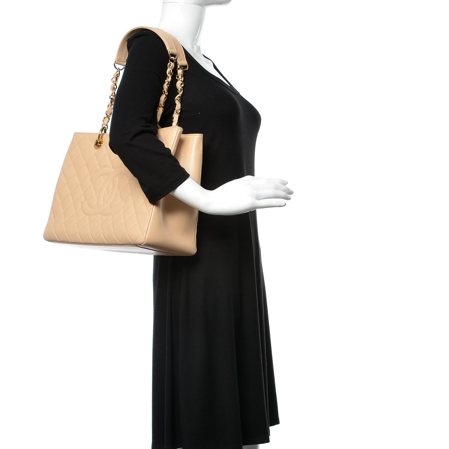 Caviar Quilted Grand Shopping Tote GST Beige Clair