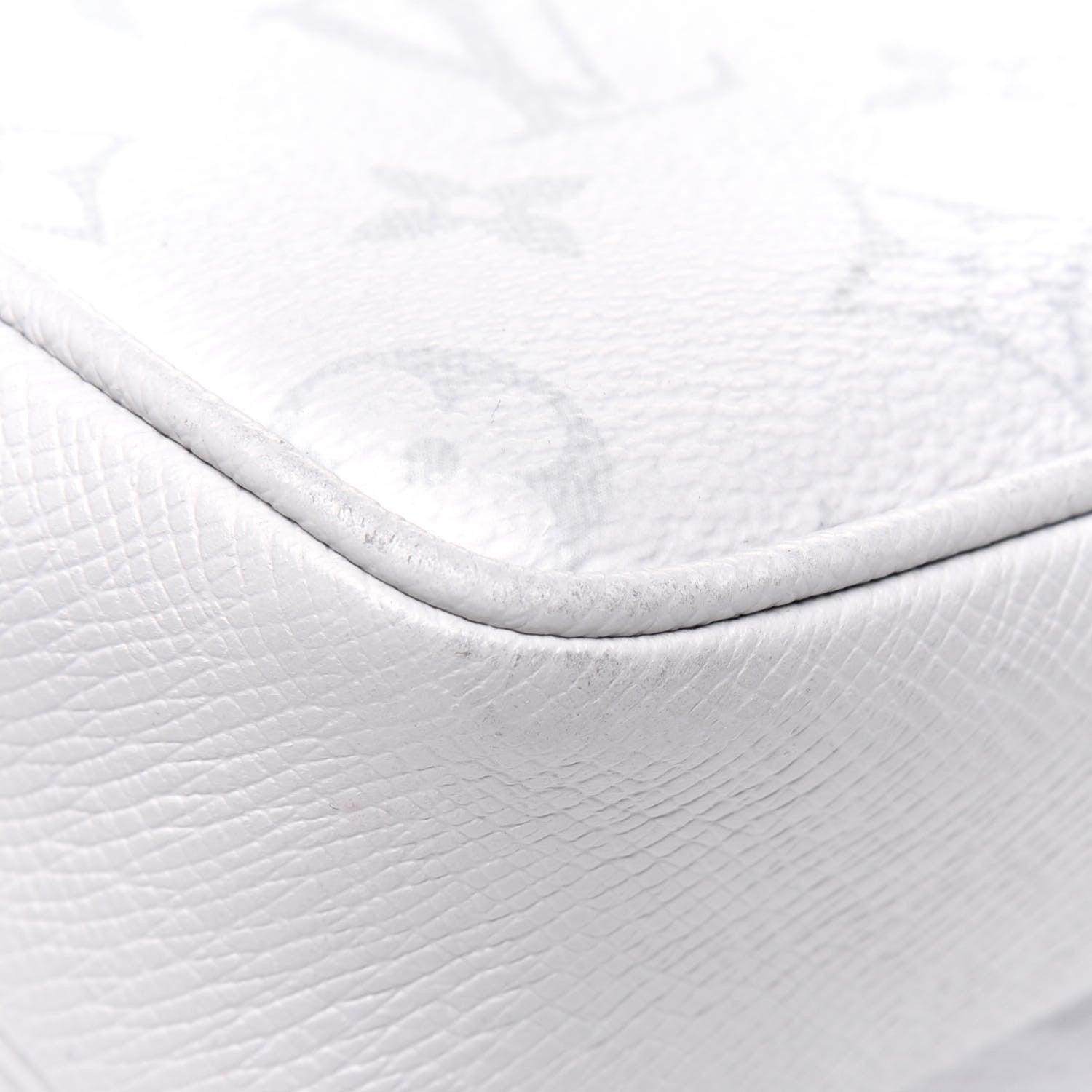 Louis Vuitton Taiga Monogram Outdoor Messenger White 10 of 15