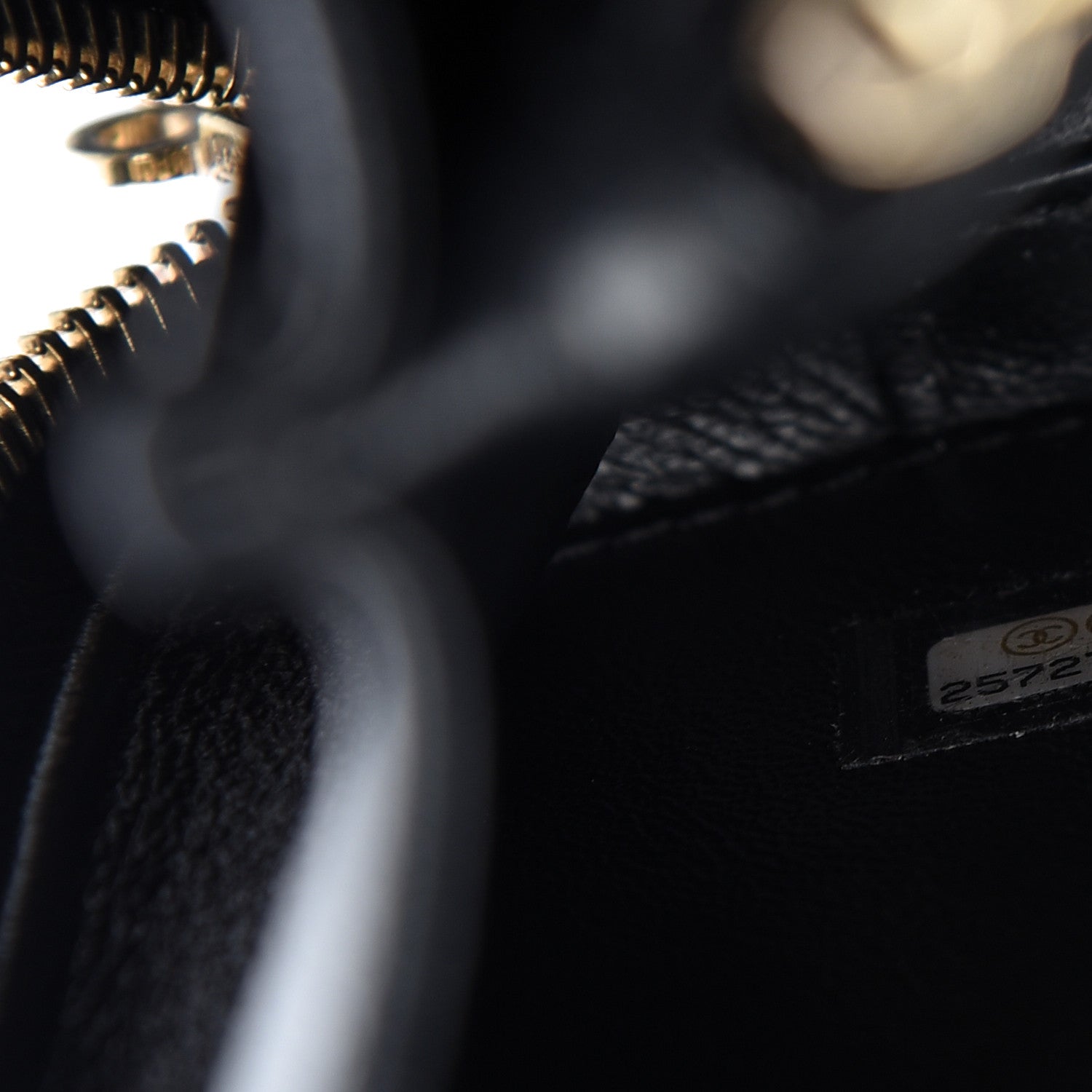 Chanel Caviar Quilted Medium CC Filigree Vanity Case Black 9 of 10