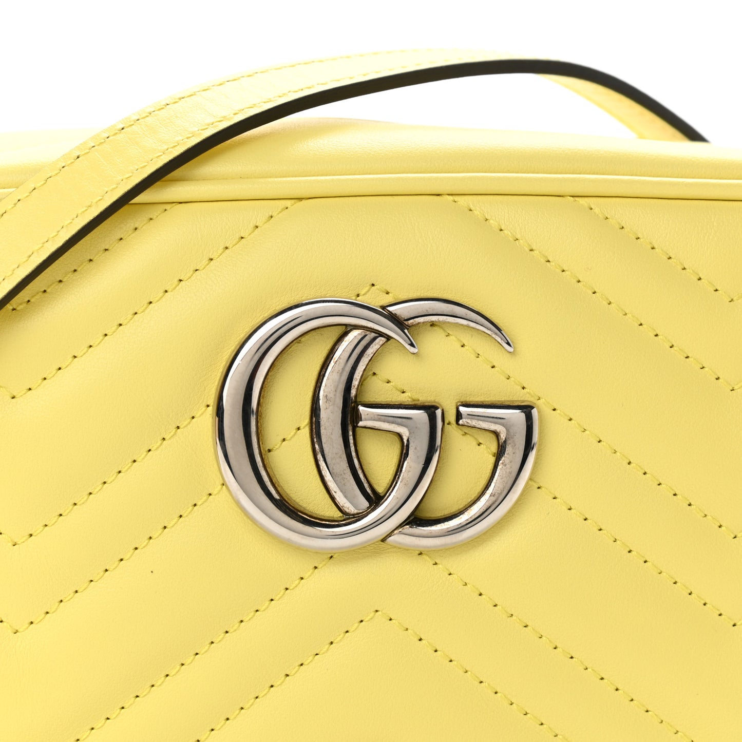 Calfskin Matelasse Small GG Marmont Chain Shoulder Bag Banana