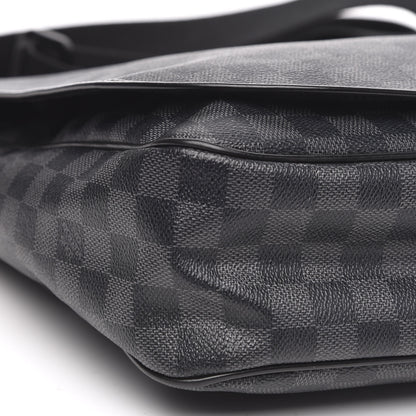 Louis Vuitton Damier Graphite Daniel GM 5 of 10