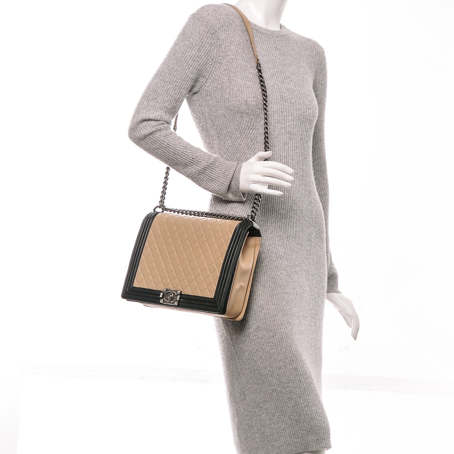 Lambskin Quilted Large Boy Flap Beige Black