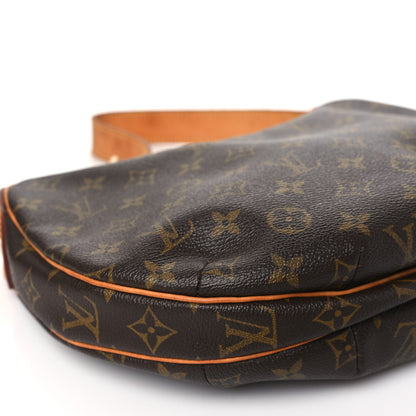 Louis Vuitton Monogram Croissant MM 8 of 12