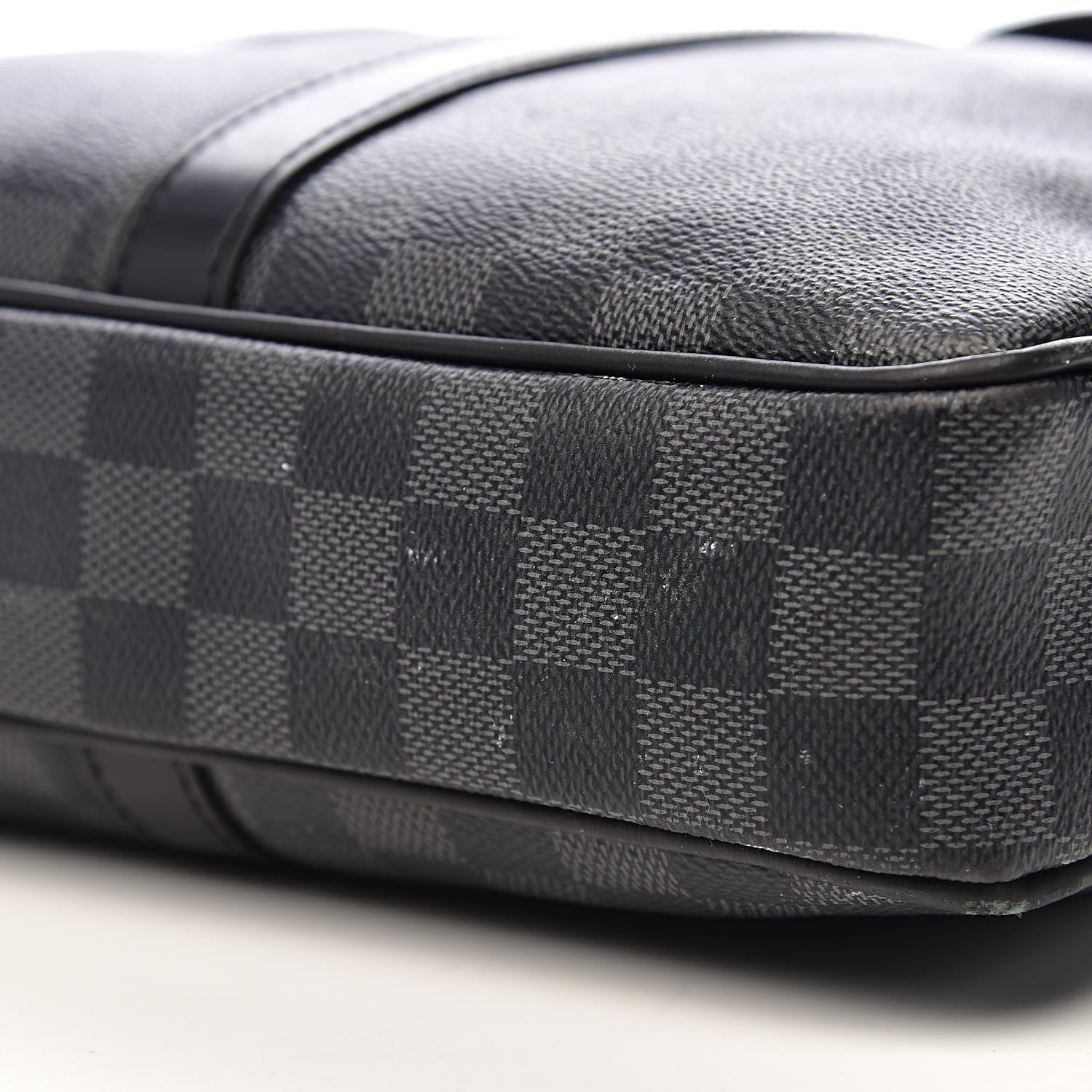 Louis Vuitton Damier Graphite Porte Documents Voyage PM 14 of 17