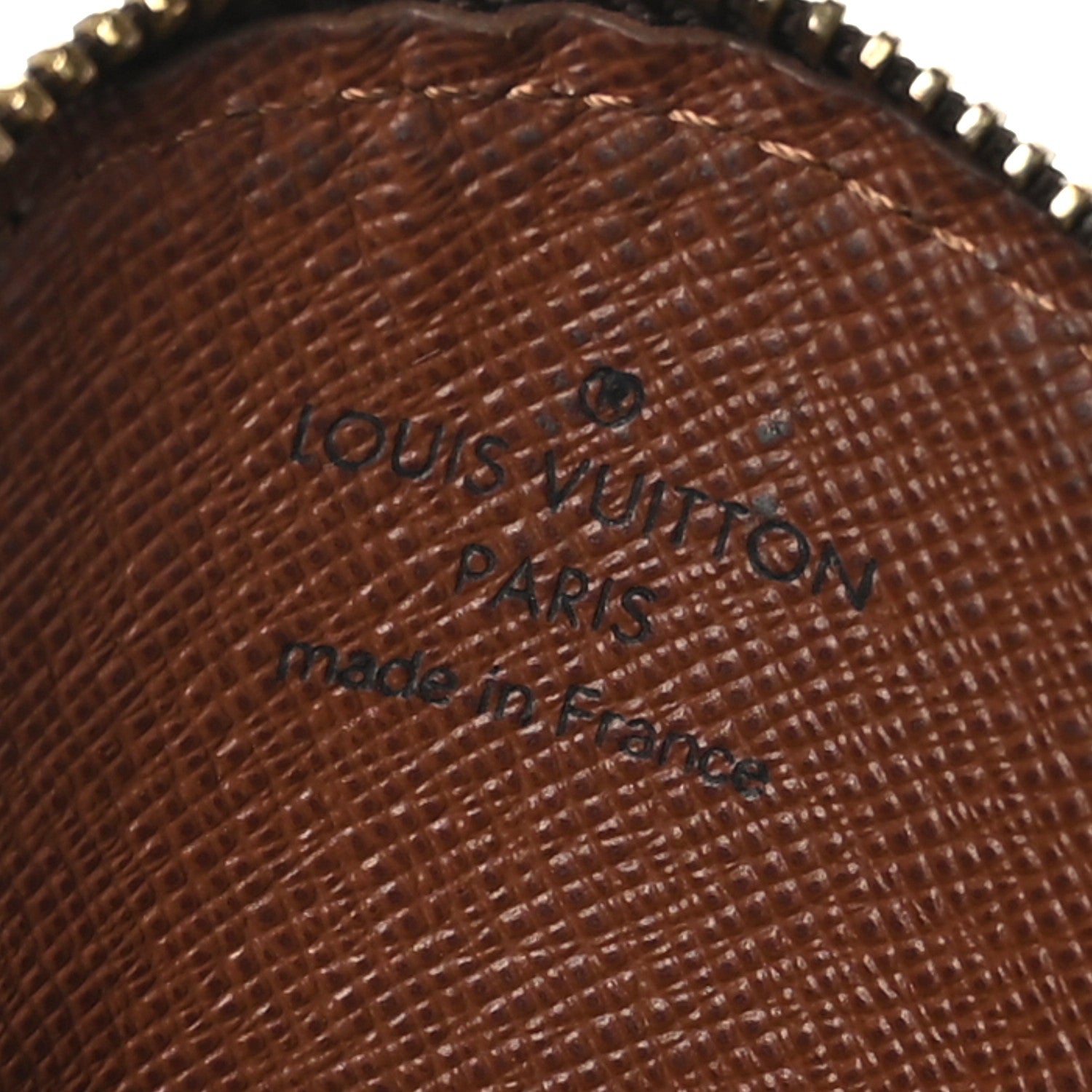 Louis Vuitton Monogram Round Coin Purse 6 of 7