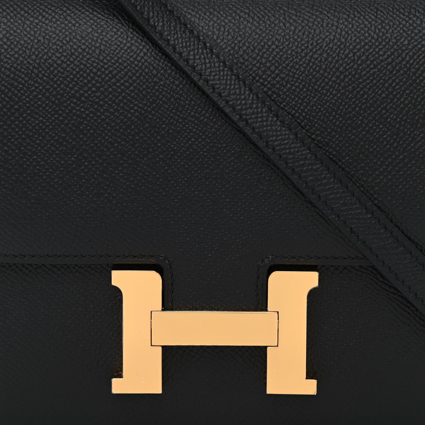 Epsom Constance 18 Black
