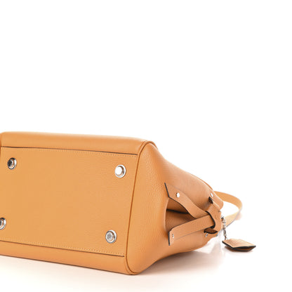 Louis Vuitton Veau Nuage Milla PM Safran 8 of 11