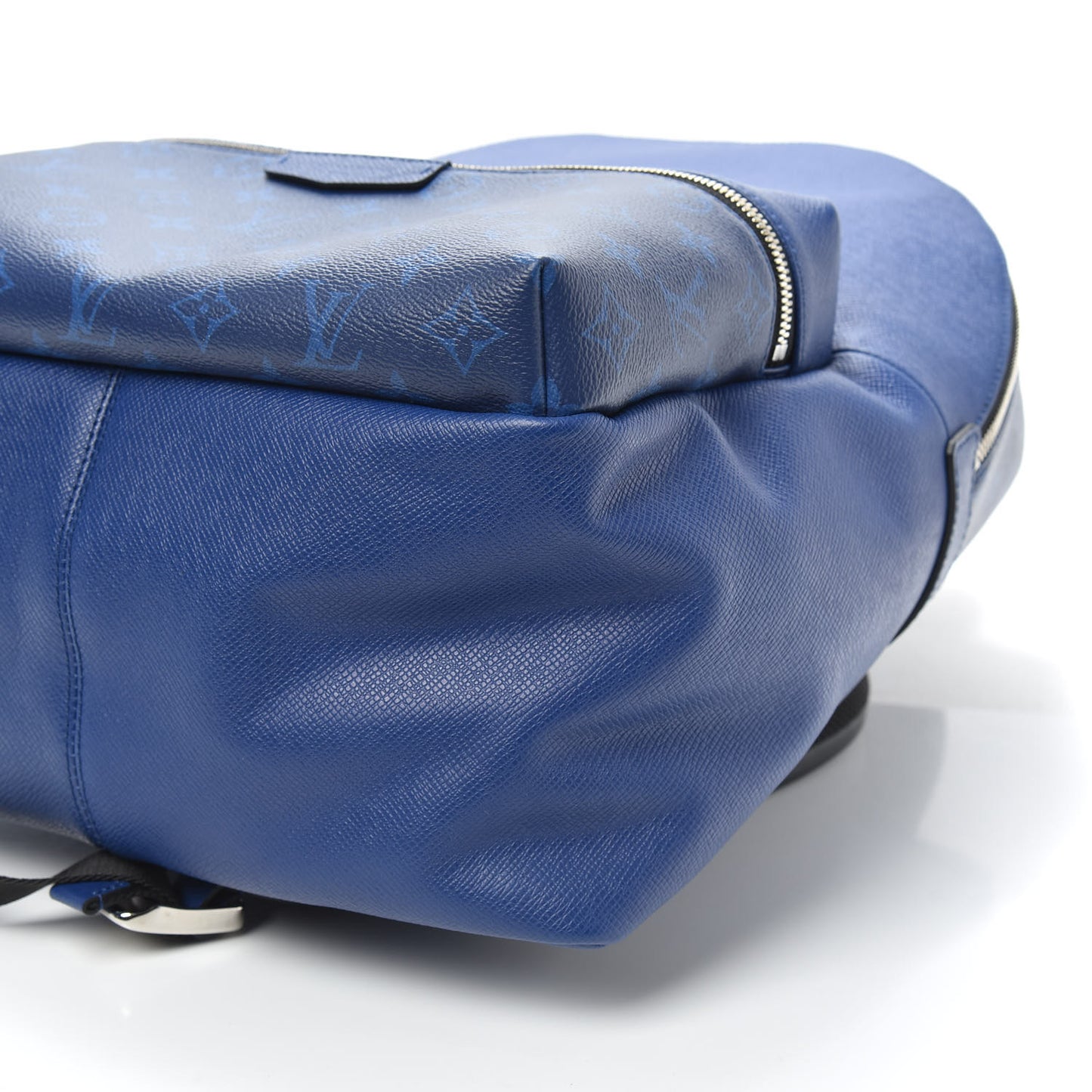Taiga Monogram Discovery Backpack PM Cobalt