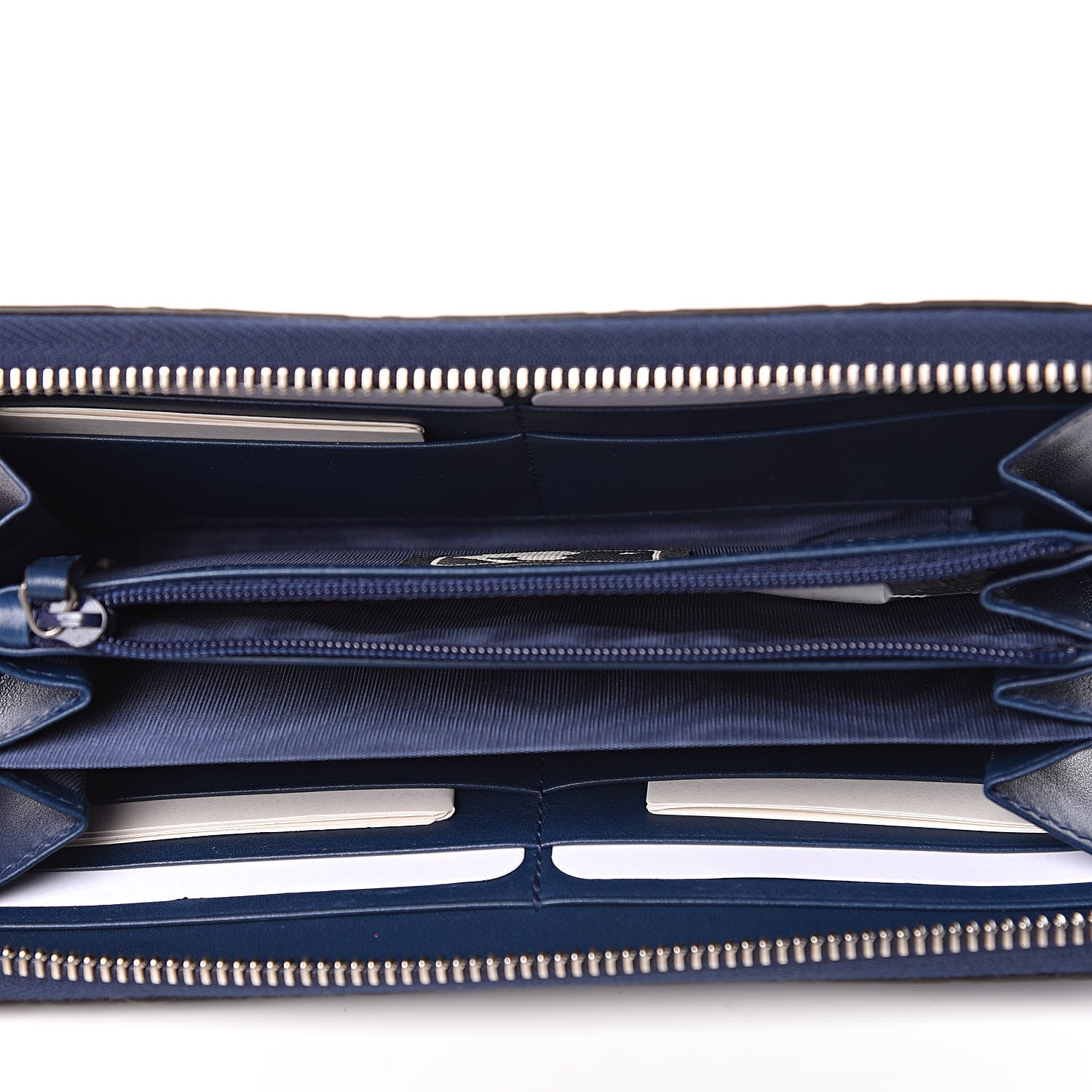 Gucci X MLB Guccissima Signature NY Yankees Embroidered Zip Around Wallet Royale Ivory 5 of 10
