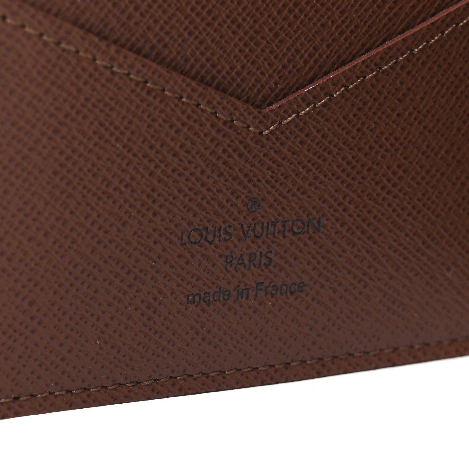 Louis Vuitton Monogram Passport Cover 6 of 6