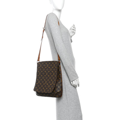 Louis Vuitton Monogram Musette GM 2 of 11