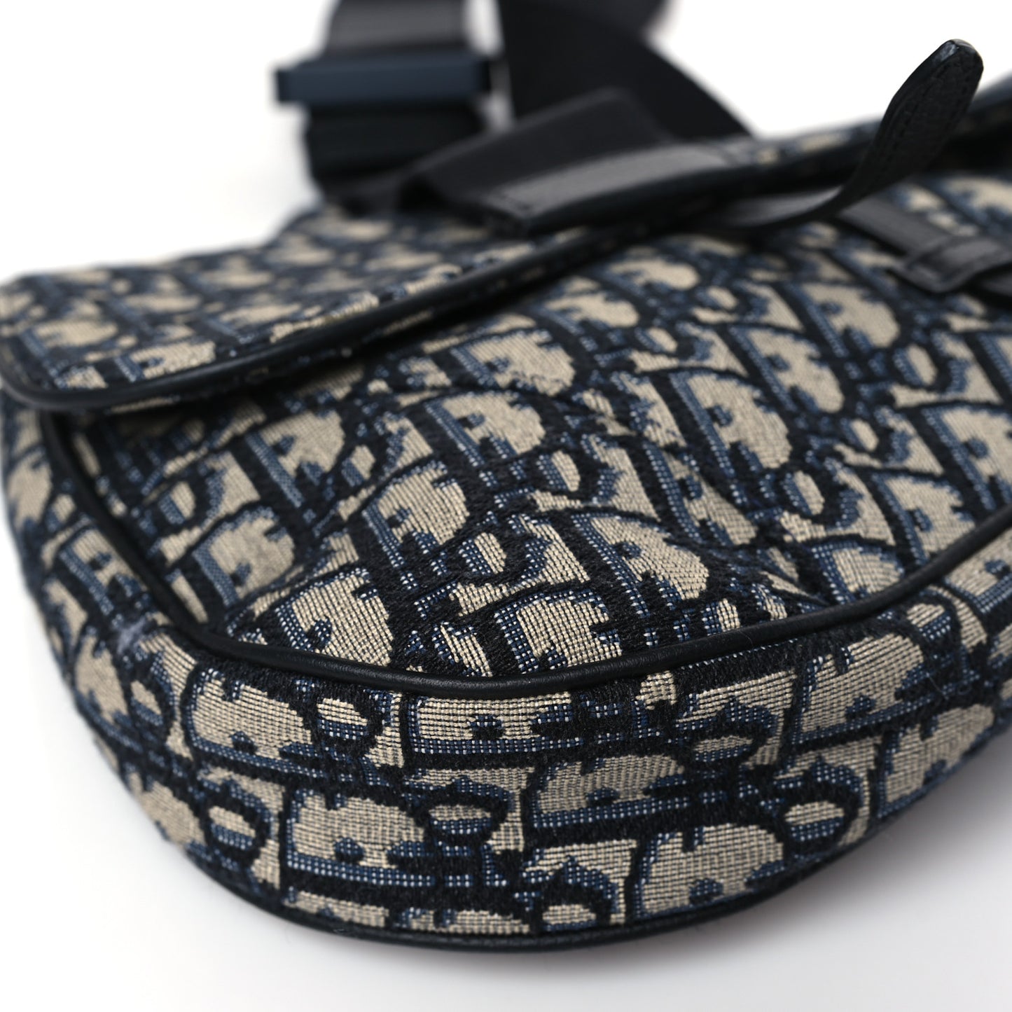 Oblique Mens Saddle Bag Blue