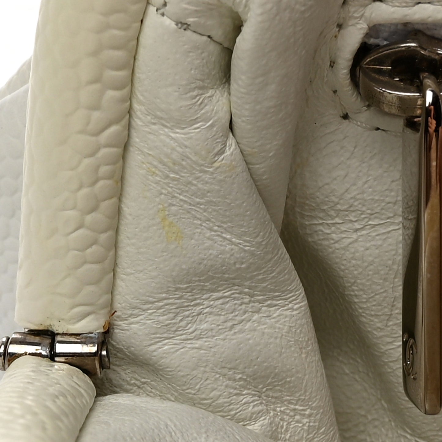 Caviar Quilted Timeless Clutch White