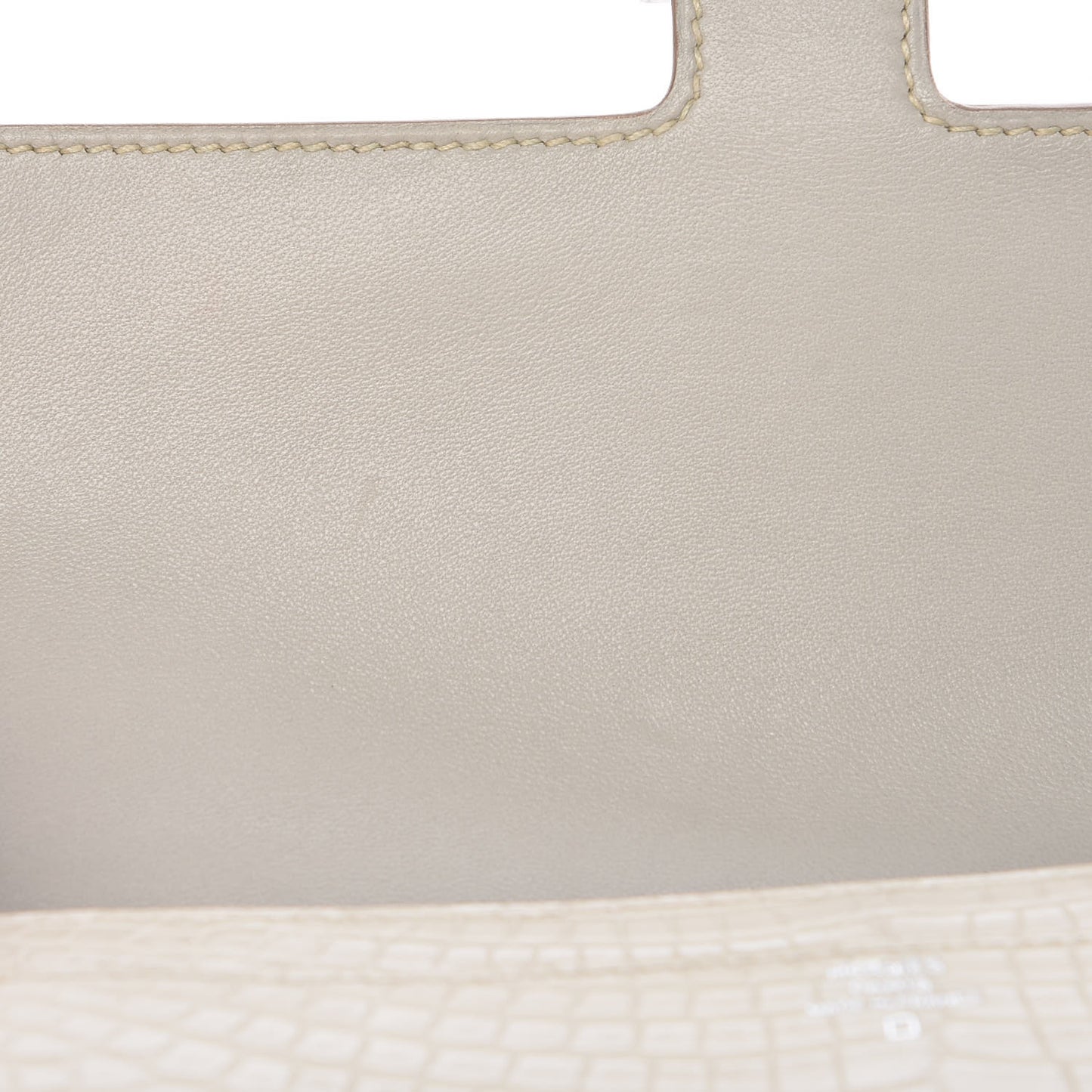 Matte Alligator Constance Wallet Beton