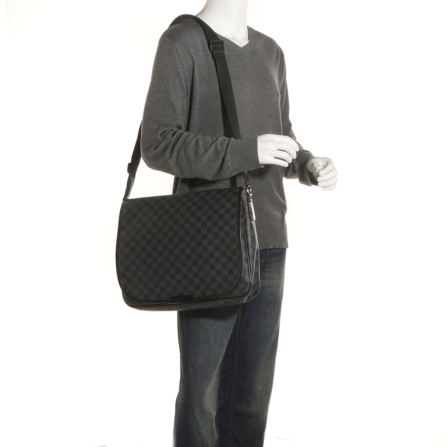 Louis Vuitton Damier Graphite Daniel GM 2 of 7