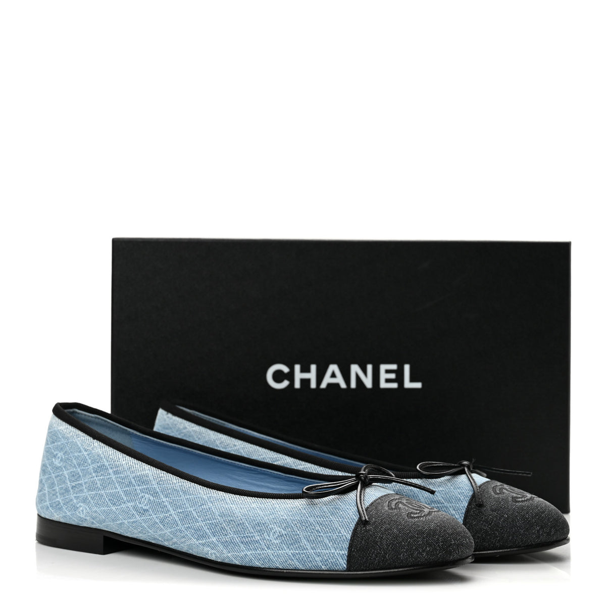 Chanel Denim Printed Quilt CC Cap Toe Ballerina Flats 39.5 Light Blue Dark Grey 10 of 10