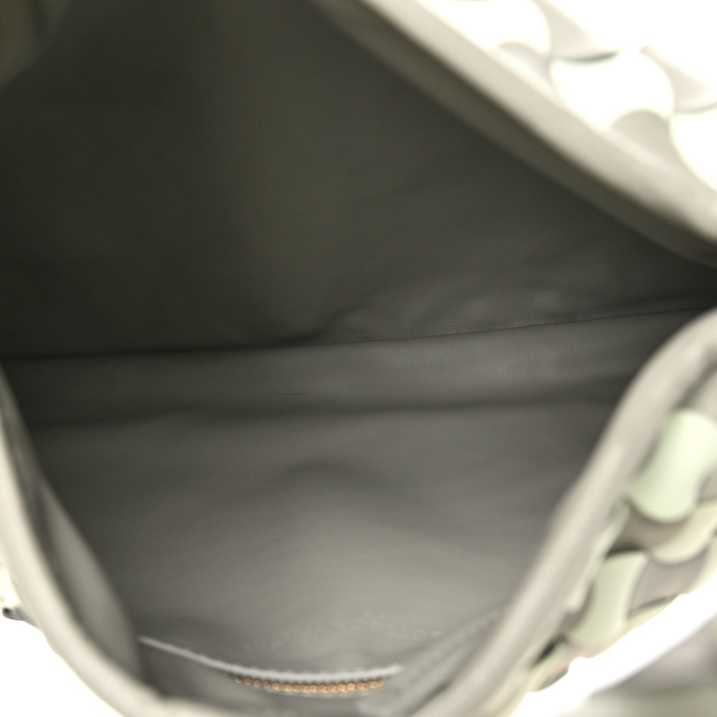 Calfskin Intrecciato Small Hop Agate Glacier