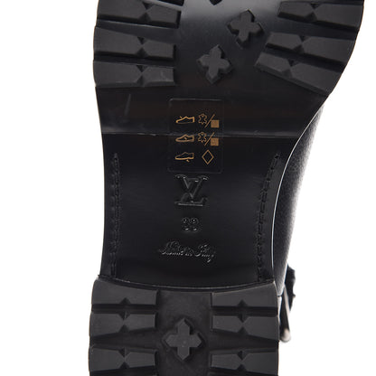 Louis Vuitton Grained Calfskin Monogram Discovery Flat Ankle Boots 39 6 of 9