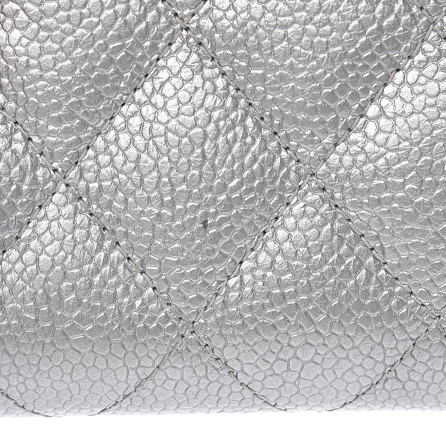 Metallic Caviar Quilted Zip Coin Purse Grey