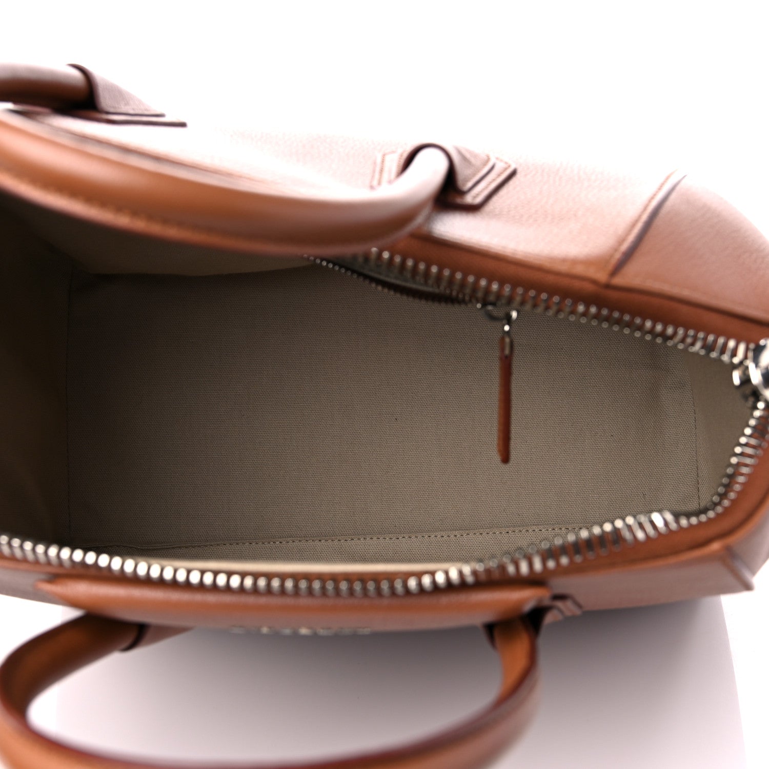 Givenchy Sugar Goatskin Medium Antigona Cognac 5 of 13