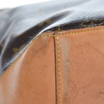Louis Vuitton Monogram Cabas Mezzo 8 of 27