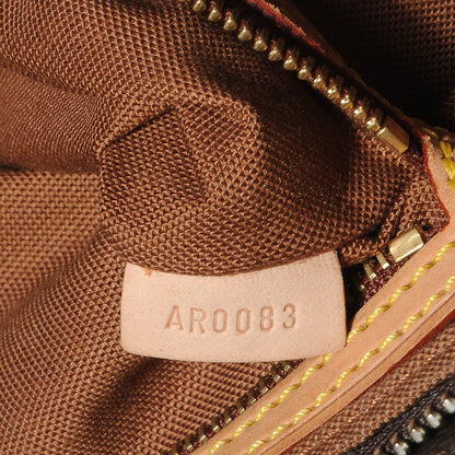 Louis Vuitton Monogram Trotteur 7 of 7