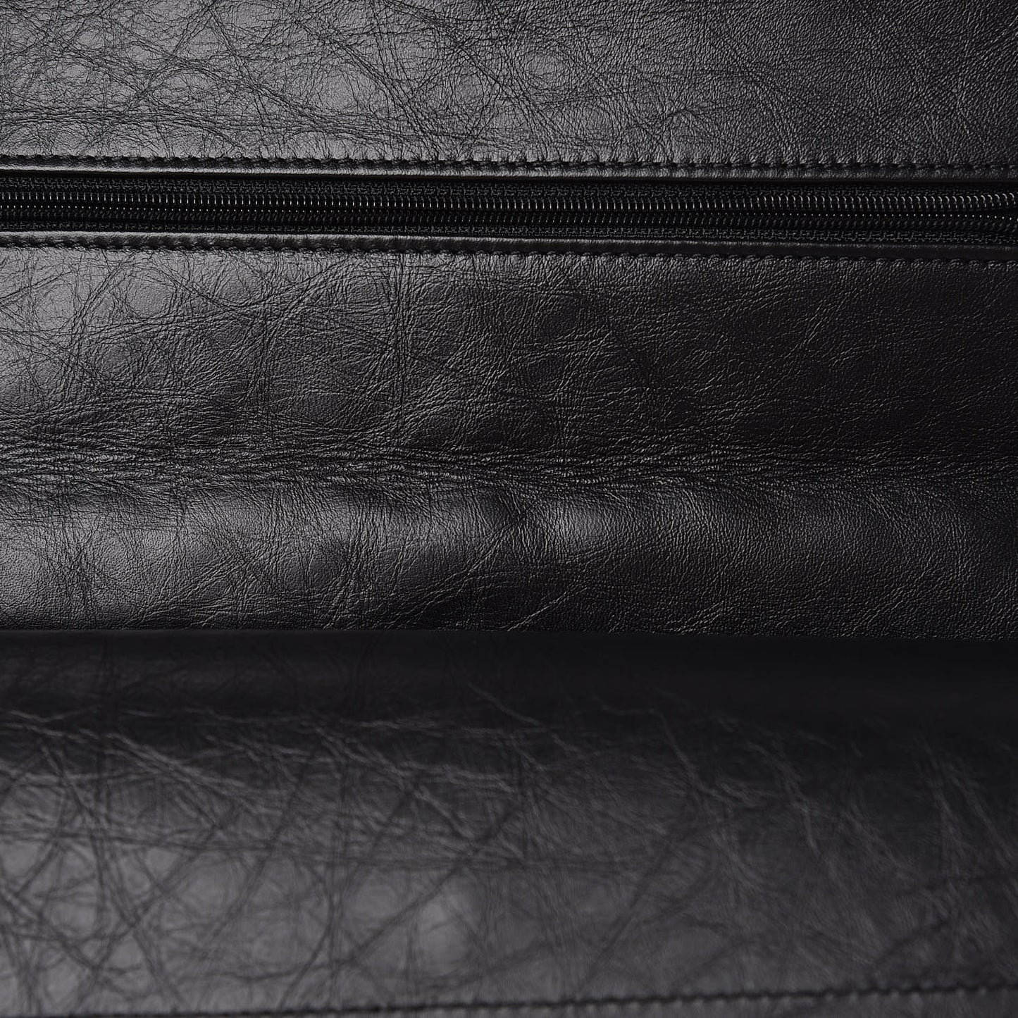 Aged Calfskin Chevron Quilted 2.55 Reissue 226 So Black