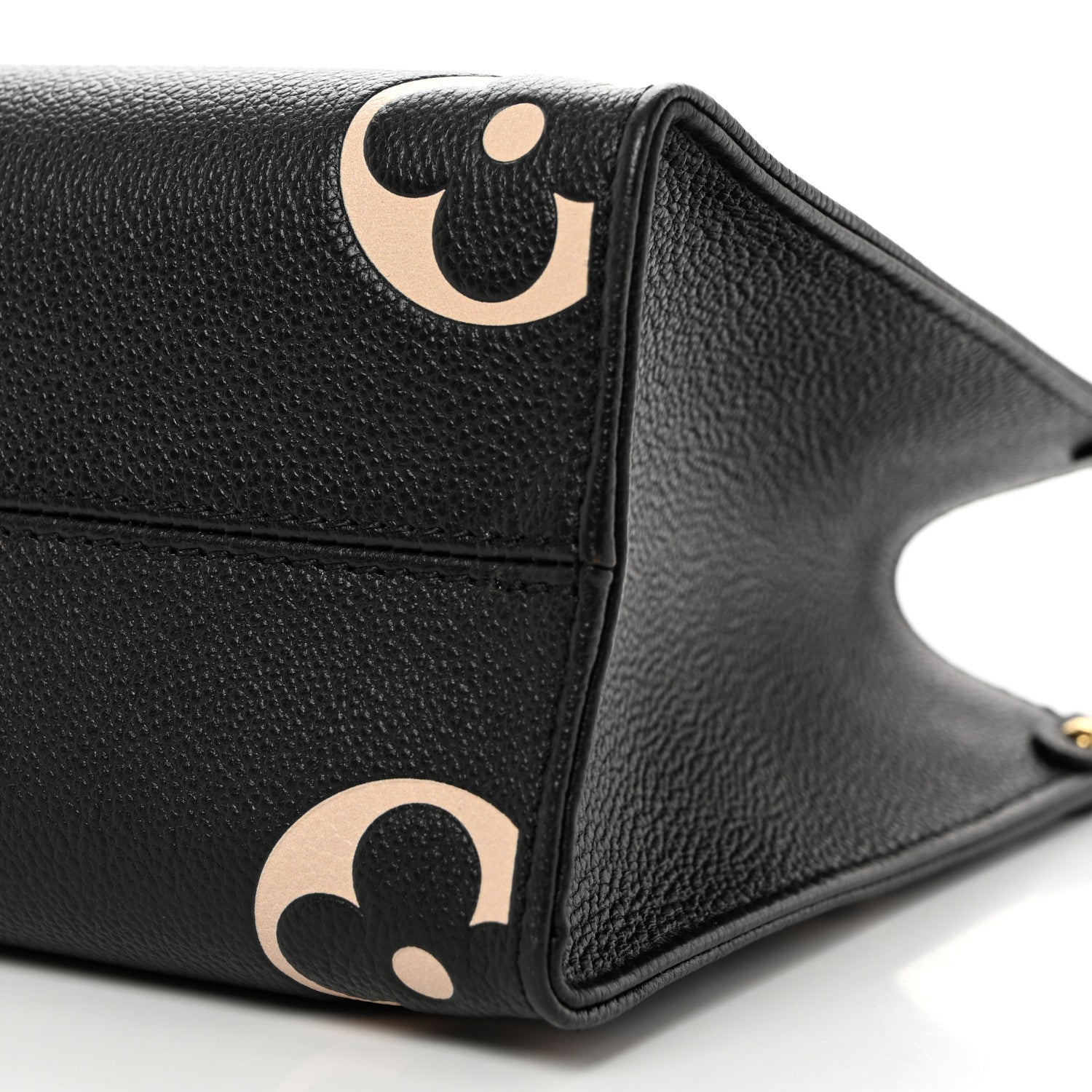 Louis Vuitton Empreinte Monogram Giant Onthego PM Black Beige 9 of 9